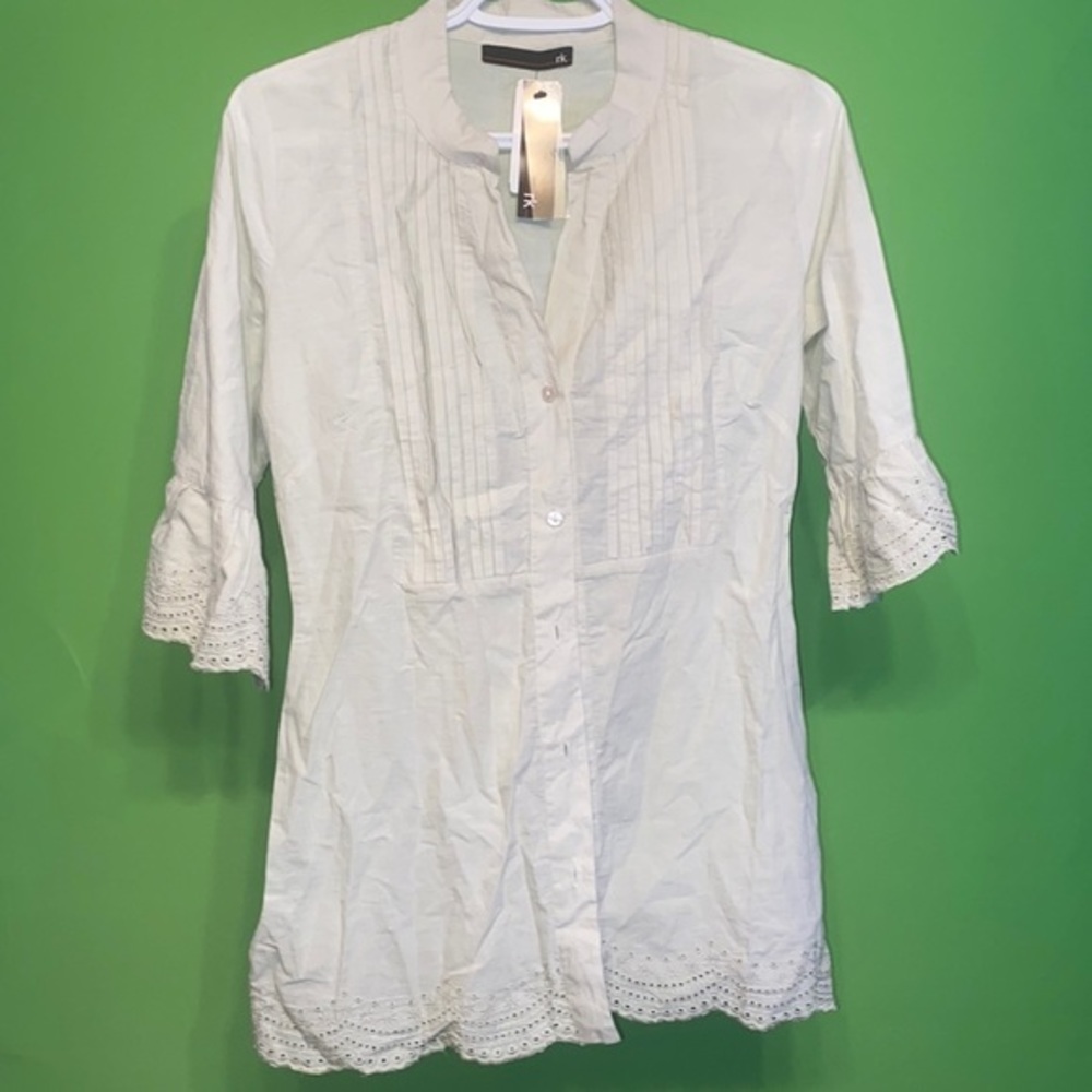 Ladies New button RK Light Green 3/4 Sleeve Top  NWT Pin tuck shirt size Medium​